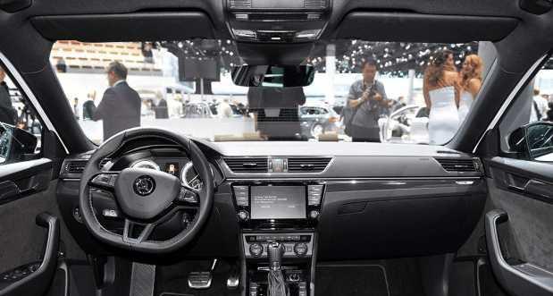 斯柯达全新旅行车,比奥迪A4更出众,纯进口或售30万