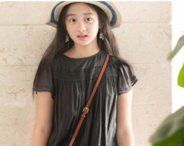 黄磊女儿近照曝光,这腿简直丑哭我了!!