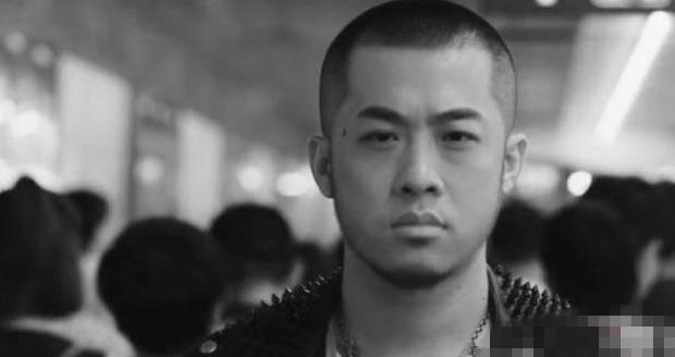 《我们不一样》火遍全台湾成KTV点歌冠军,网