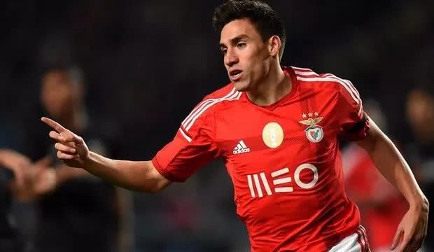 大连一方涉嫌逃避奢侈税,球迷不满:我要向足协