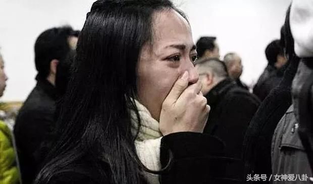 演员潘星谊因滑倒意外去世 未婚夫温兆伦悲痛 姚晨哭成泪人