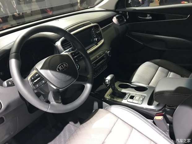 2017洛杉矶车展:起亚美版新款索兰托