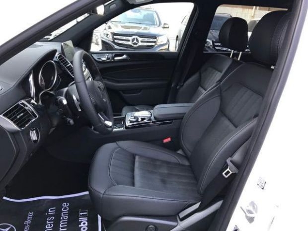 18款奔驰GLS450豪华型动感时尚越野