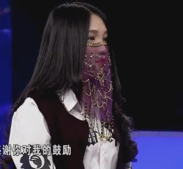 二十二岁女生女孩为赴3年之约多次整容,痴情小头像男子头像的清晰图片