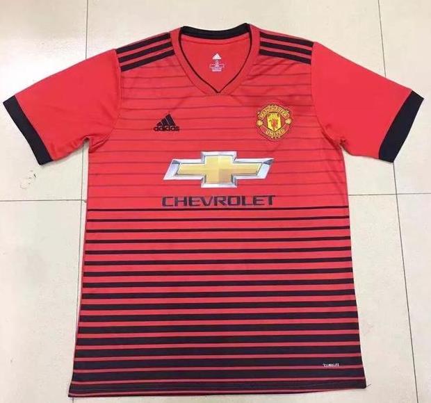 曼联下赛季主客场球衣谍照曝光!致敬铁路工人