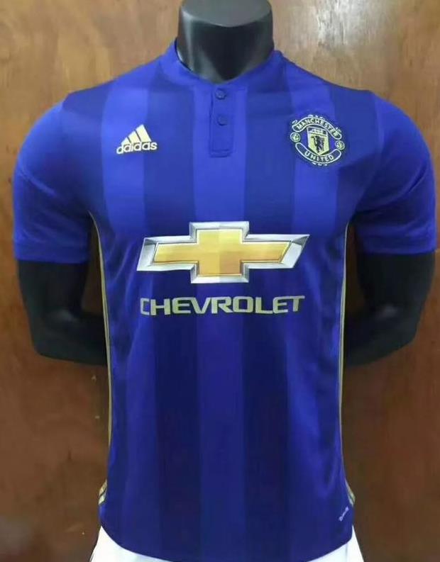 曼联下赛季主客场球衣谍照曝光!致敬铁路工人