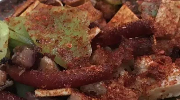 甜的还是辣的?成都好多人还是青钩子娃儿的时