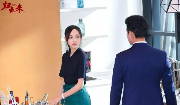 唐嫣、罗晋新剧《归去来》杀青啦!网友:今天不