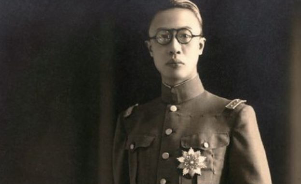 外媒镜头下:一组伪满时期的溥仪真实照片,图三