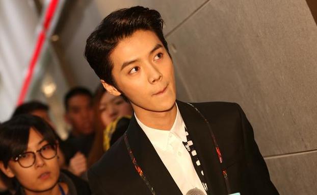 面对网友炮轰,关晓彤终于发飙:为鹿晗我可以休