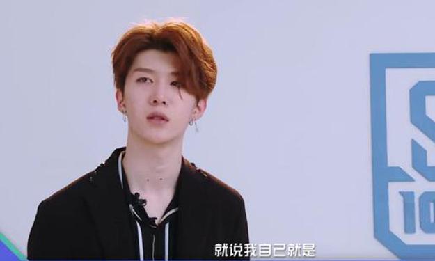 范丞丞哭了, 因被喷是靠范冰冰才红的, 被窦靖童的一番话打脸!