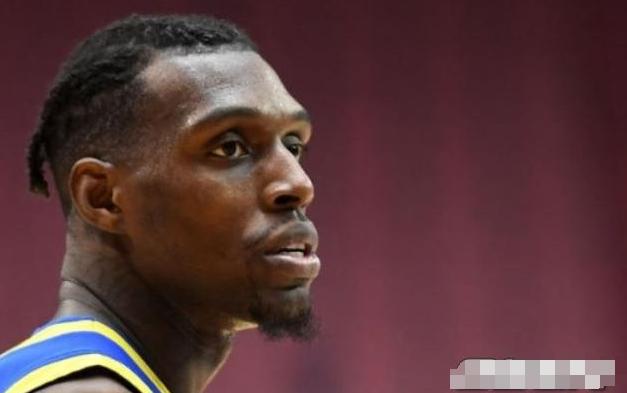 中国男篮劲敌来了!韩国归化黑人球员,中国男篮