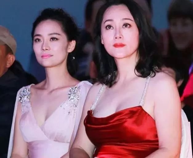 第一对母女是宋佳跟张楚楚