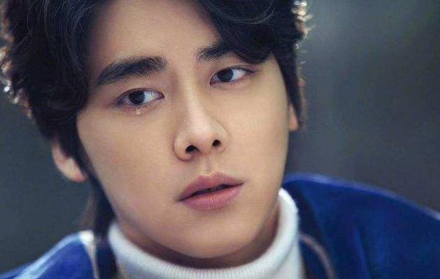 明星的原名曝光,李易峰原名李贺,黄子韬的最土