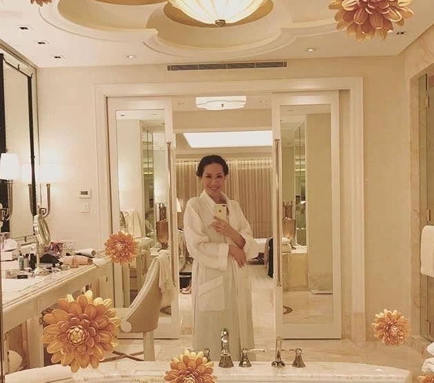 吴京家里简朴到不像明星 甄子丹家连卫生间都