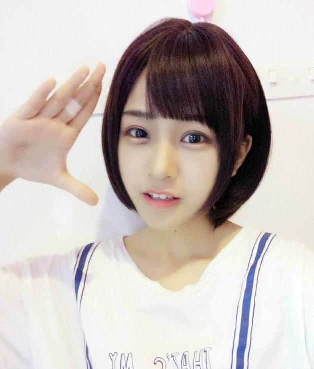 台湾又出"千年一遇"美女,千年万年美女好多,这个怎么样?