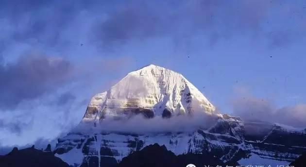 做北大图书管理员时,毛润之用8元的工资都做了