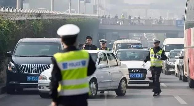 交警查车潜规则,这4种车才是交警的最爱,一