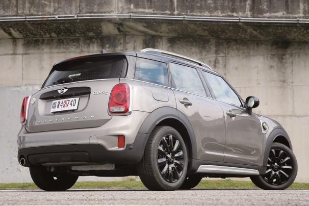 Mini Cooper SE Countryman ALL4 电音乡巴佬