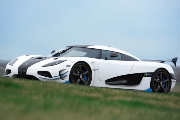 BugattiChiron0-400-0 km/h王座保得住吗强敌Koenigsegg挑战