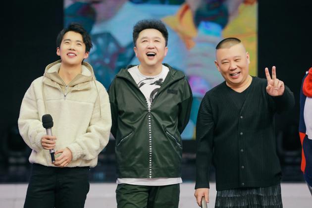 郭德纲《祖宗十九代》烂片?看预售数据!狠打脸!