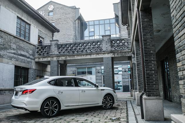 解析名爵6Trophy超级运动互联网版 配置竟然超越BBA