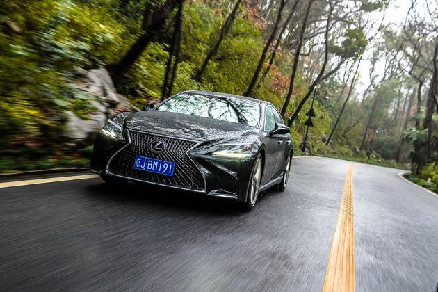 不露圭角 试驾全新雷克萨斯LS 500h