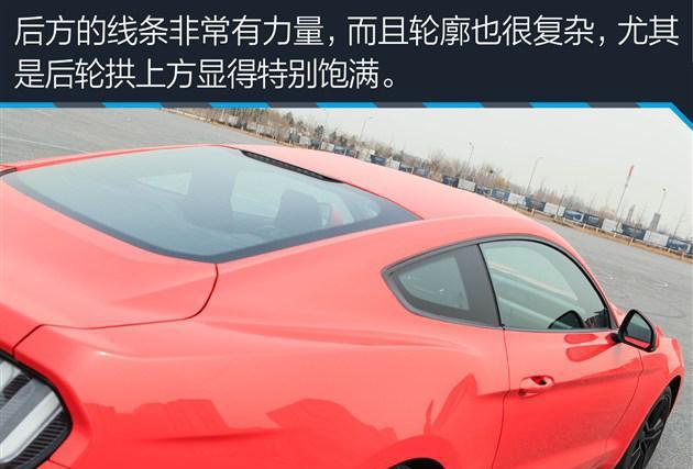 新款福特Mustang 血统纯正 加速直接 ，入门级跑车，值得驾驭！