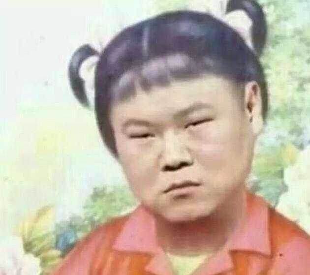 小岳岳晒自拍又被网友调侃, 这次雷佳音也莫名躺枪了