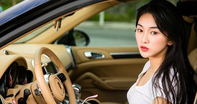 豪华suv的标杆,保时捷卡宴gts,女司机也喜欢飙车