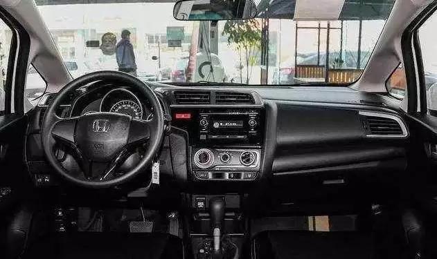 本田WRV强势来袭!8万起油耗进3毛!