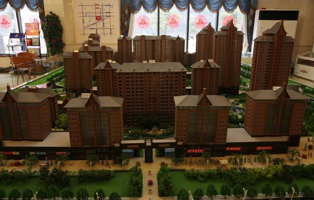 刚需族困惑:实体经济分明一片萧条,可房价却一