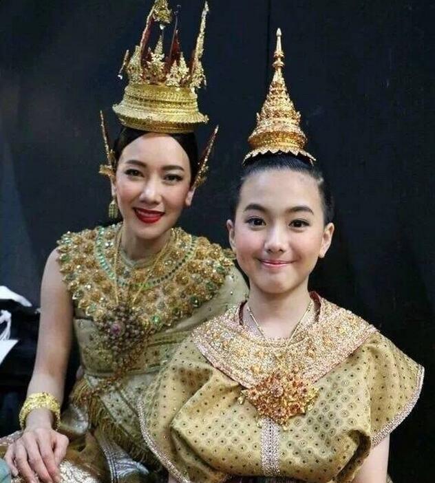 泰国第一美女noon主演的电视剧大盘点,介绍noon姐和ken哥二搭电视剧过界分集剧情期待1图片