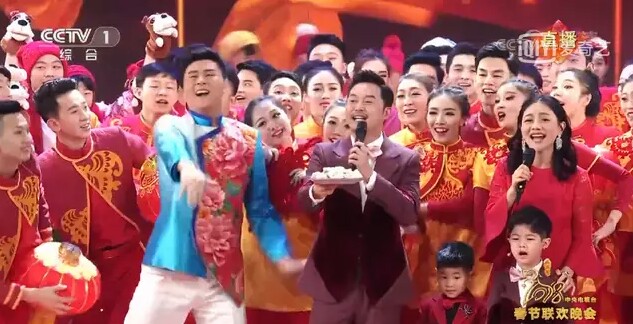 沙溢胡可一家四口是在春节晚会上过年的一家人