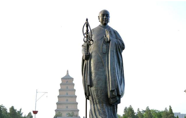 这个河南人厉害了,颜值高学问高,印度人都佩服