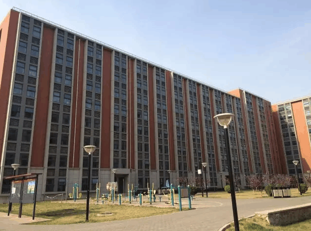 听说北京语言大学的宿舍最豪华, 中国科学院大学的同学表示不服!