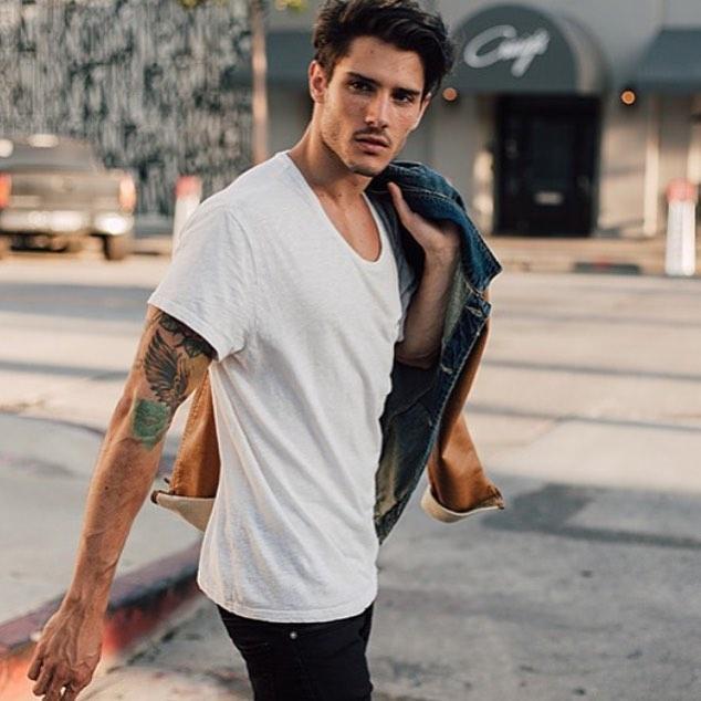 练肩常见错误,三个动作,让你规范的完成肩部训