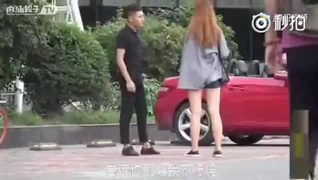 嚣张富二代开跑车 骚扰漂亮女孩