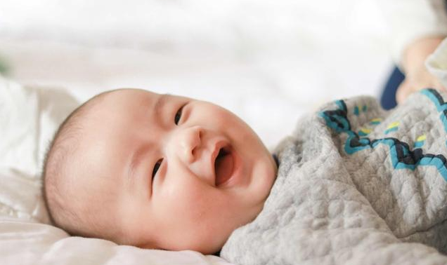 婴儿奶粉中的DHA究竟是什么？儿科专家这次都给你说明白了