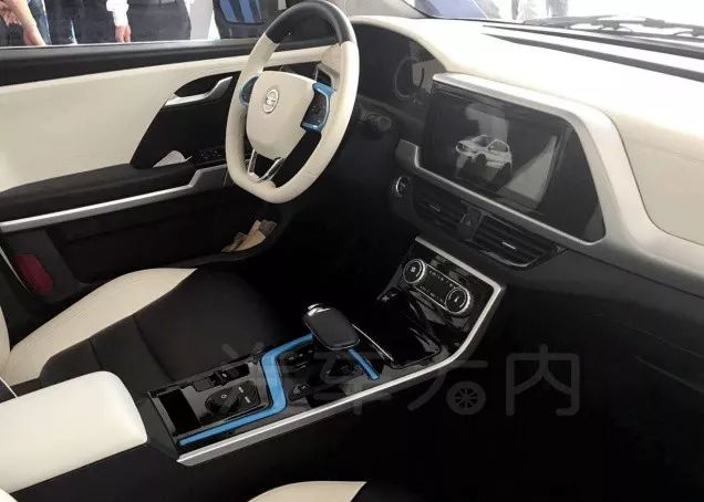 长城旗下品牌御捷EX50曝光照搬奔驰GLC