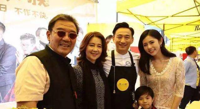 同样说过没钱就去大陆赚, 张娜拉的口碑跟他