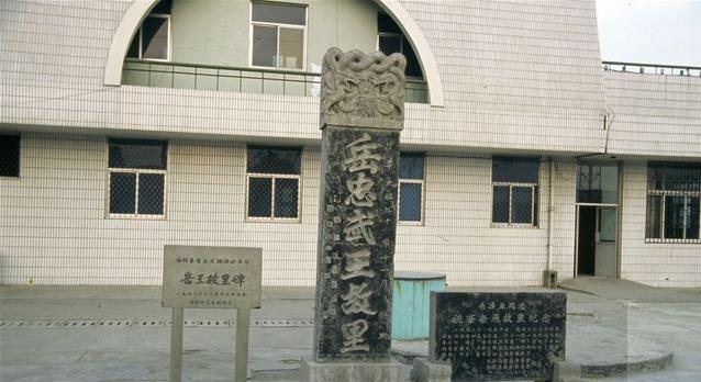 河南安阳的几个火车站，高铁站即将引出4条高铁线路