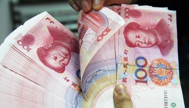 往银行里存进500万,一年光靠利息能过上什么样