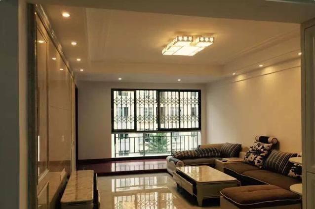 青岛130平,硬装很接地气!布局简洁大气,不到十