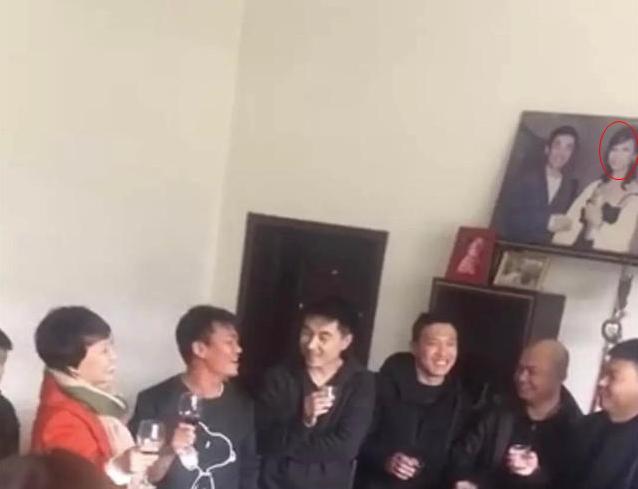 王宝强回老家过年接地气,马云回老家看透人性