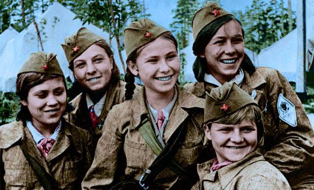 二战让各国人口骤减,战后人口猛增各国有奇招