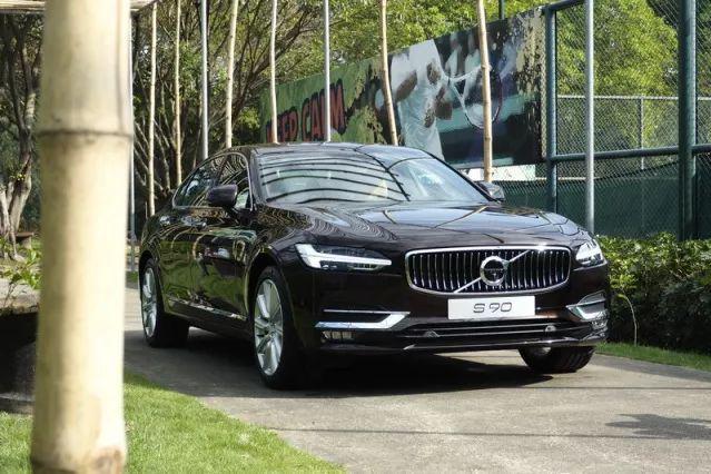 那些“白菜价”的豪车，买了真不亏吗？