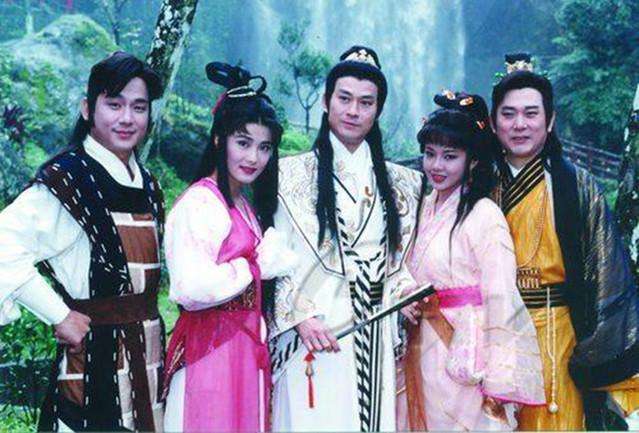 这部电视剧是根据古龙单身《楚留香传奇》主演,郑少秋,杨丽菁改编.公主小说相亲记电视剧v单身图片