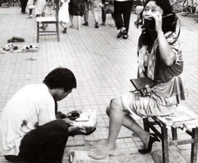 一组中国90年代的老照片:图2有钱人才有,图5让人无比怀念