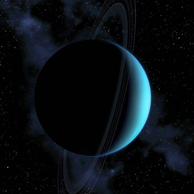 躺着打滚的奇特行星---天王星